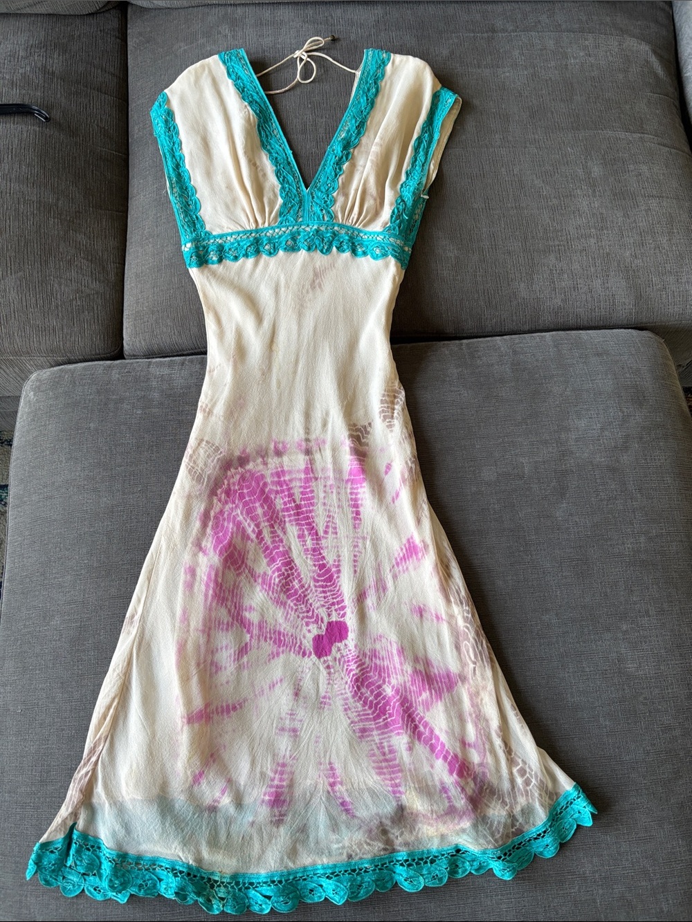 Vintage Y2K Sofira 100% Silk Tie-Dye Fairycore Midi Dress - Size M